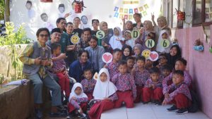 Panen Karya Sambang Sekolah Kolaboratif di SDN Larangan Badung 6